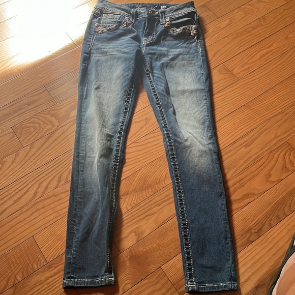 Miss Me Hailey Skinny Jeans Floral 26 - Picture 3 of 10